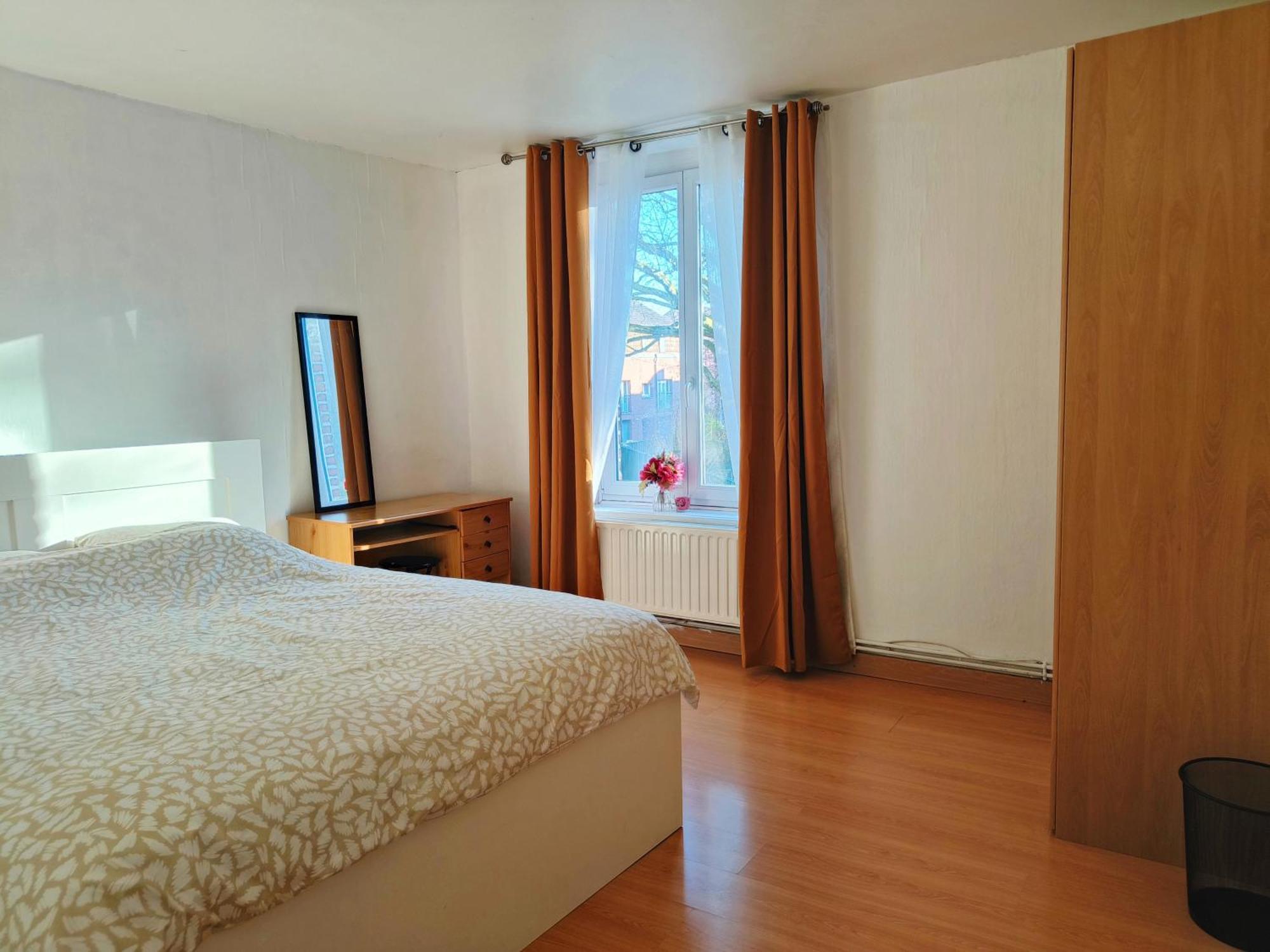 Homestay Tourcoing Exteriör bild