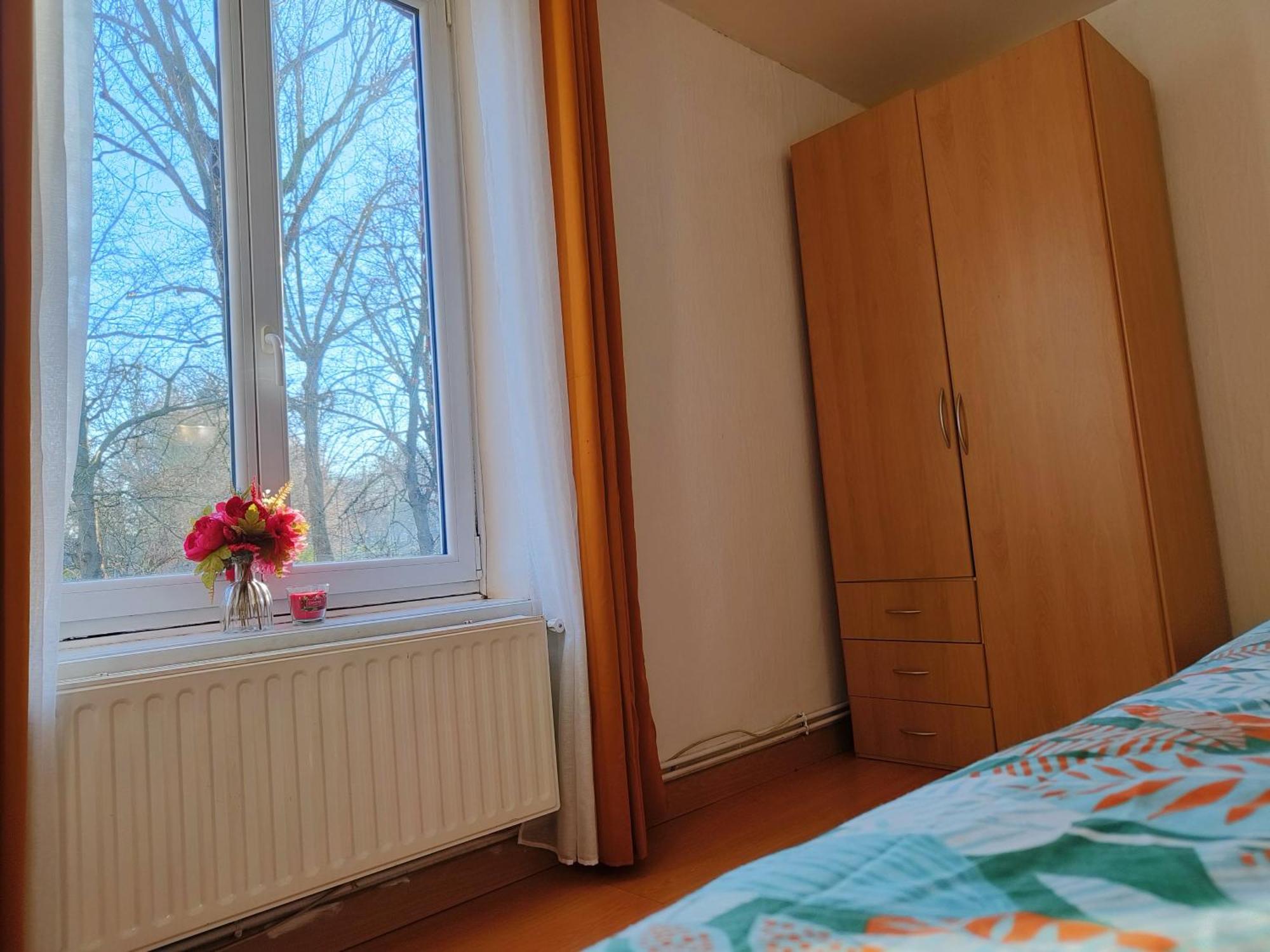 Homestay Tourcoing Exteriör bild
