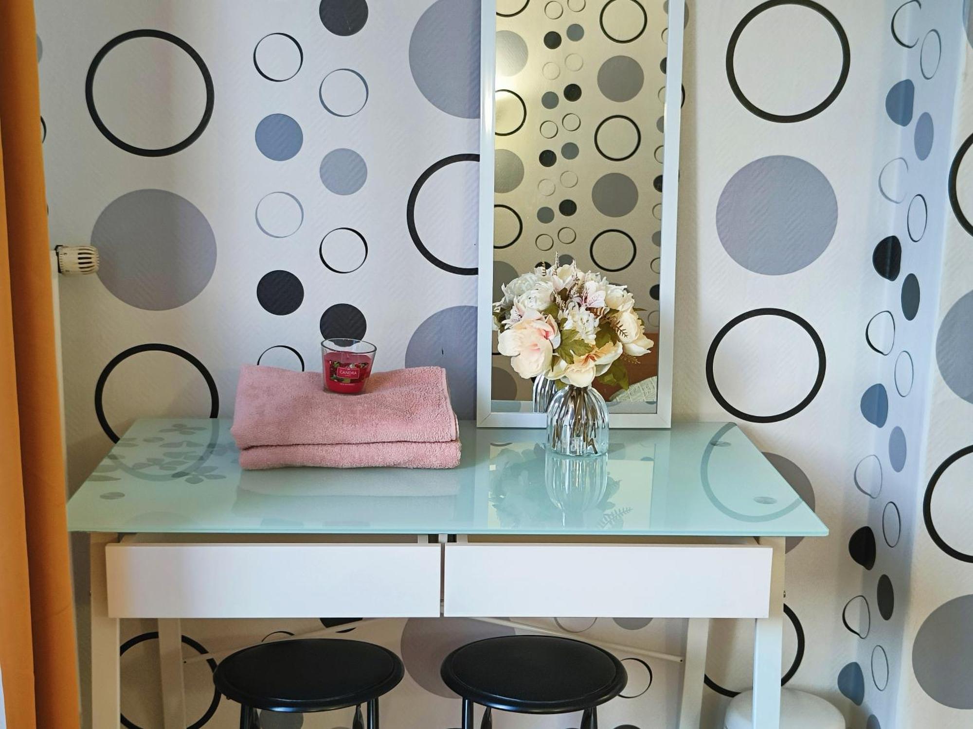 Homestay Tourcoing Exteriör bild